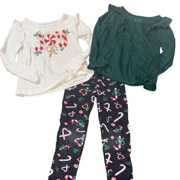 2t children’s place 3 piece outfit with some fading on knees - Picture 1 of 4